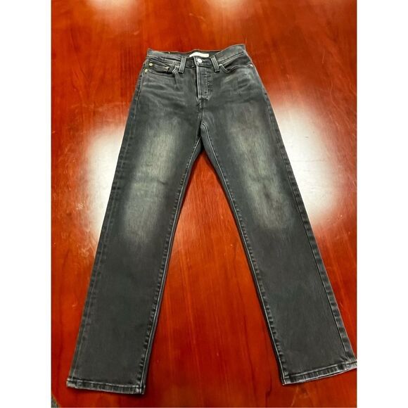 Levi’s Black Wedgie Straight Button Fly Jeans  sz 26 Worn Once - Picture 2 of 6